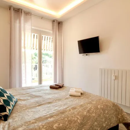 Apartmán Interno 19 *