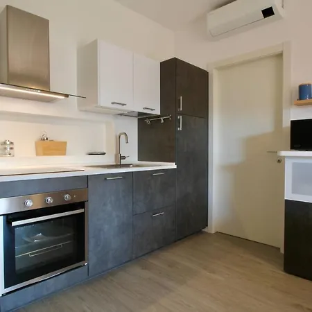 Apartmán Interno 19 *